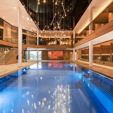 Hotel Wellness & Naturhotel Tonihof 4*